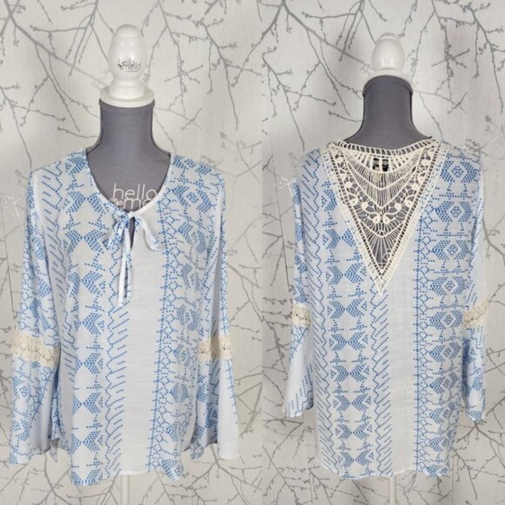 Como Vintage Blue Artsy Print Crochet Lace Panel Peasant Tunic